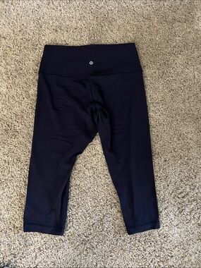 Lululemon Align Women’s Black Cropped Leggings